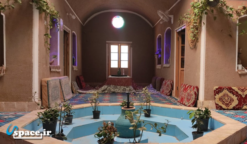 اقامتگاه بوم گردی زیبا چنار - کاغذی - ابوزیدآباد - کاشان - اصفهان